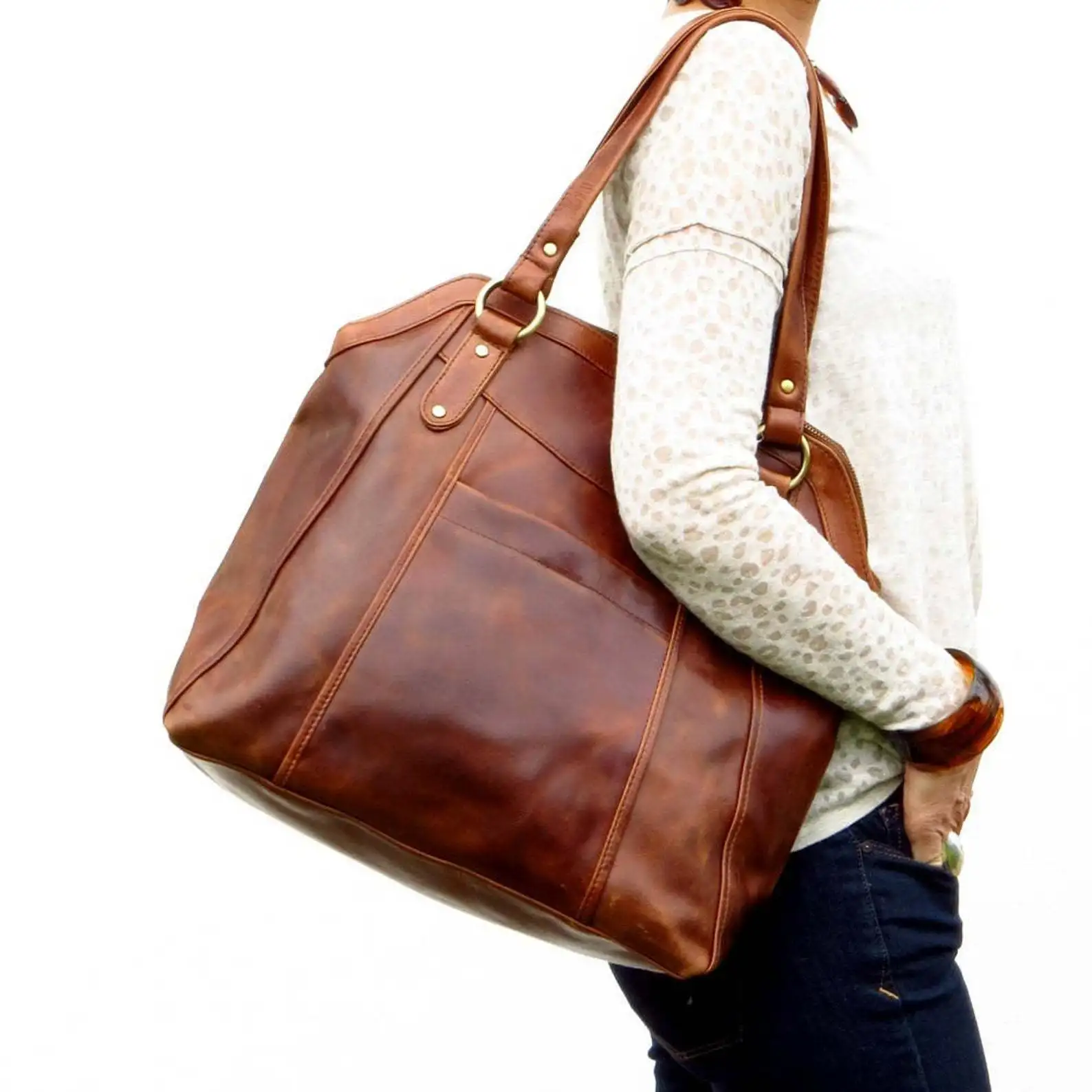 

Big Capacity Soft Leather Women Handbag Retro Style Female Shoulder Bag Big Vintage Travel Bag Lady Hand Bags Top Handle Totes