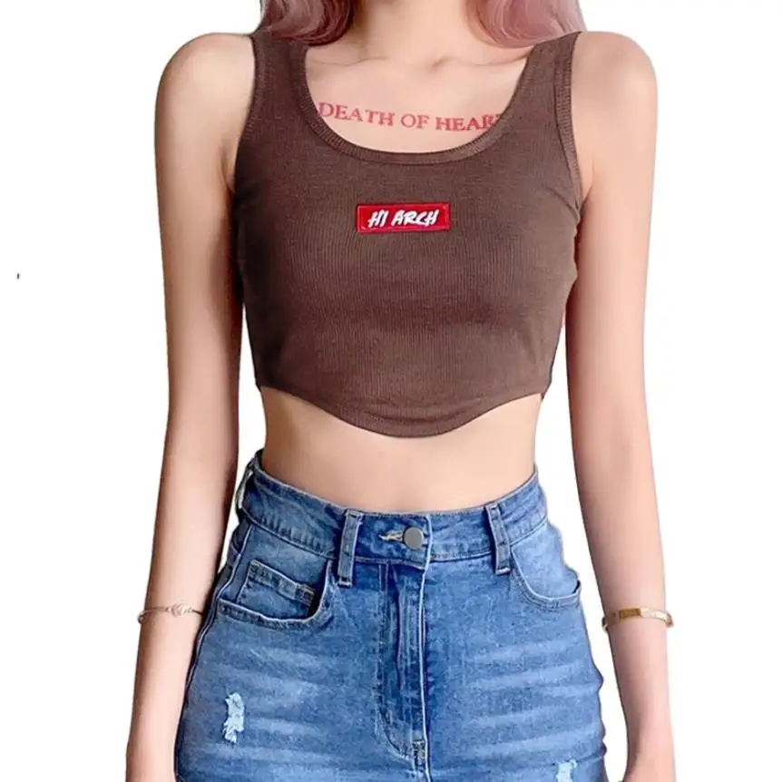 

Женские трикотажные топы в рубчик, модные укороченные топы без рукавов с буквенной вышивкой и асимметричным подолом