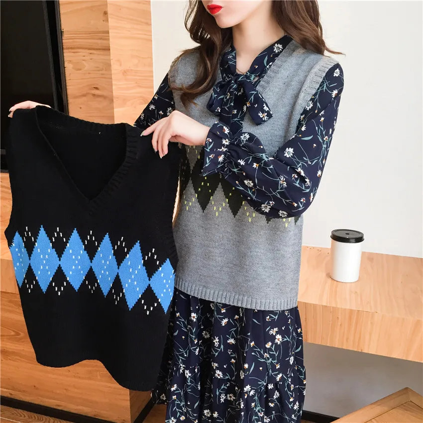 Весенний вязаный свитер в Корейском стиле с v-образным вырезом женский жилет без