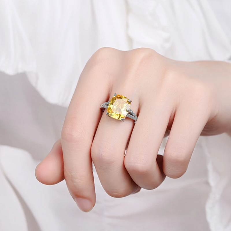 

Yellow Inlaid Zircon Ring Women's Square Zirconium Diamond Wide Face Exquisite Fashion Jewelry Source Factory Wholesale 2021 New