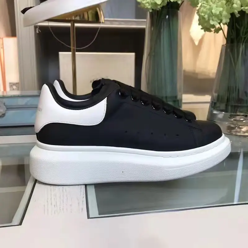 

Кроссовки McQueen мужские и женские, Кожаные Белые кеды на толстой подошве, в европейском и американском стиле