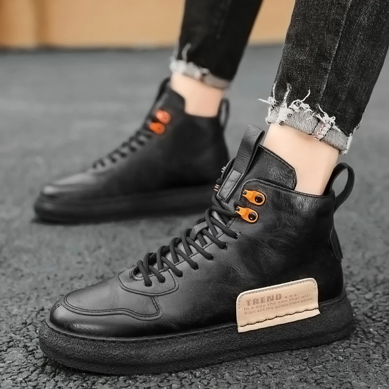 

High Top British Style Ankle Boots Men Shoes Lace Up Flat Skateboard Non-Slip Leather Motorcycle Driving Male Sneakers Booties