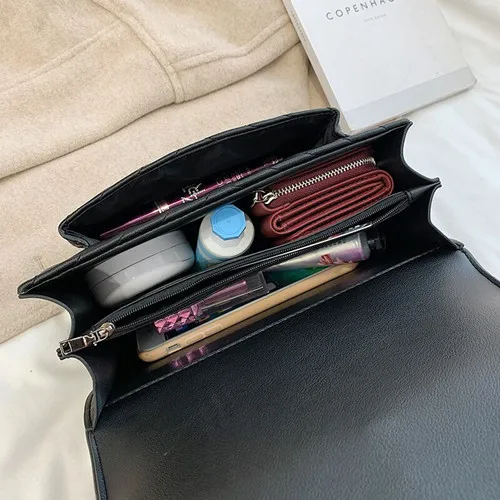 

Women Fashion casual Crossbody Bags Top Quality Genuine Leather chains Solid Flap new Luxury banquet Multifunction Shoulder Bag