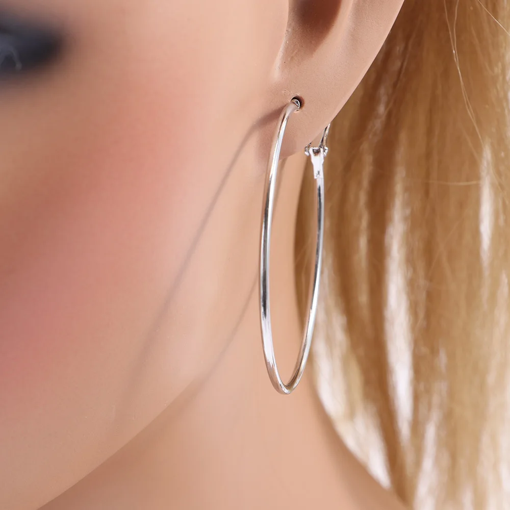 Большие круглые серьги-кольца для женщин простые украшения в стиле панк вечерняя