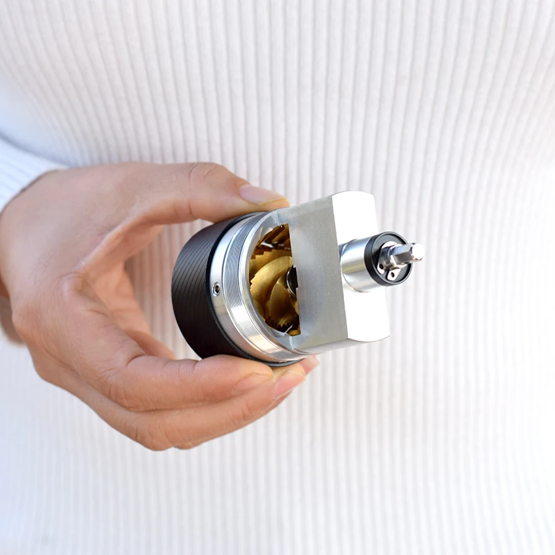 Мини ручная кофемолка портативная бытовые кофейные инструменты с титановым