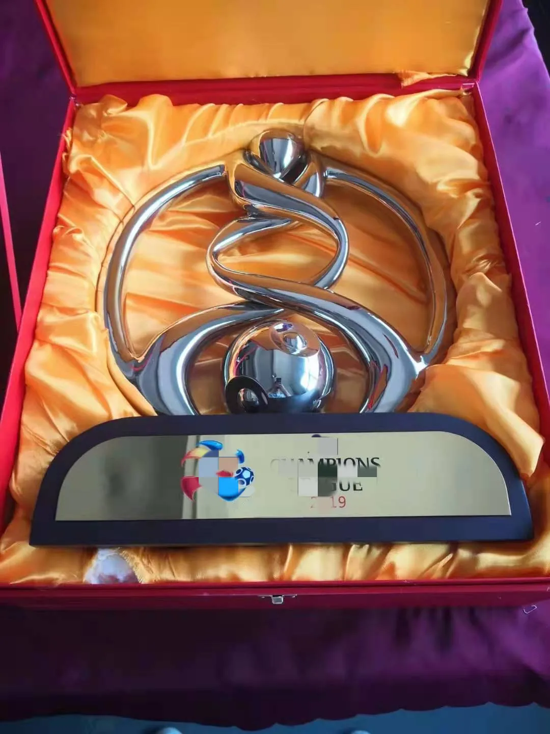 

Trophy 28cm Original Overall Metal Asia Champions Trophy Football Club Champions Award Soccer Souvenirs Decoration Gift Replica