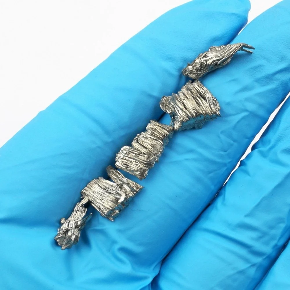 

2g Scandium Metal 99.99% Pure Dendritic Crystalline for Element Collection
