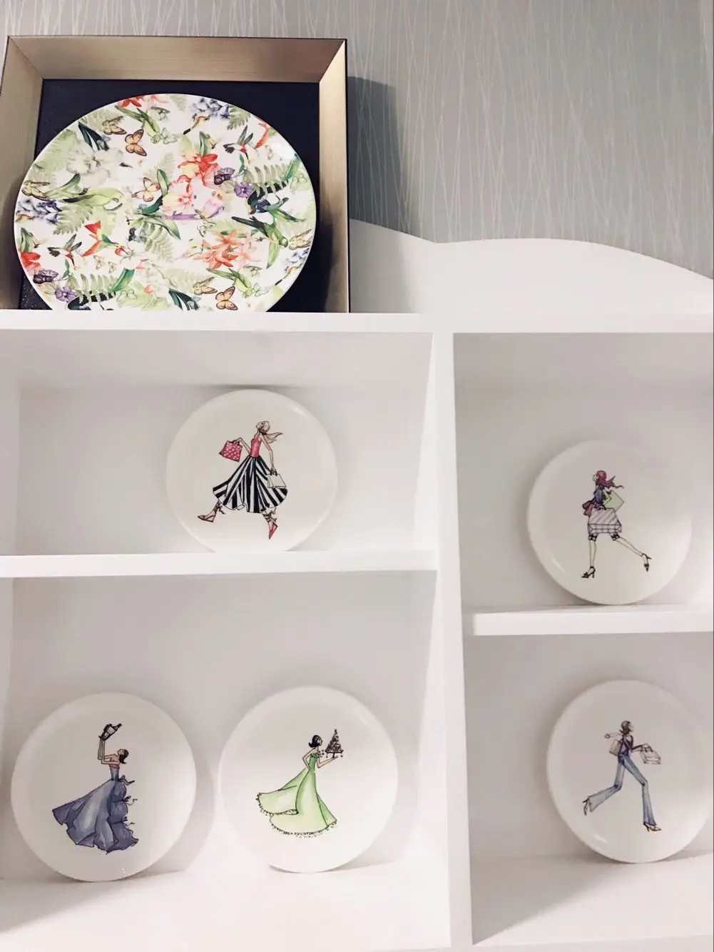 Bone China Европейская и американская современная простая стильная плоская тарелка