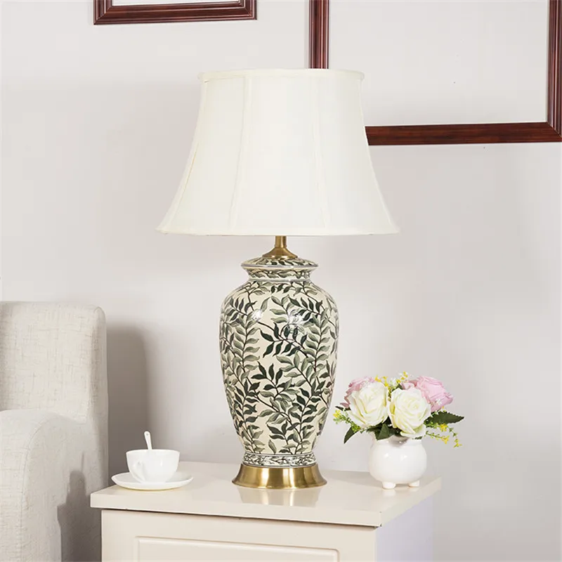 Ручная роспись листьев Цзиндэчжэнь Керамическая Настольная лампа для кровати