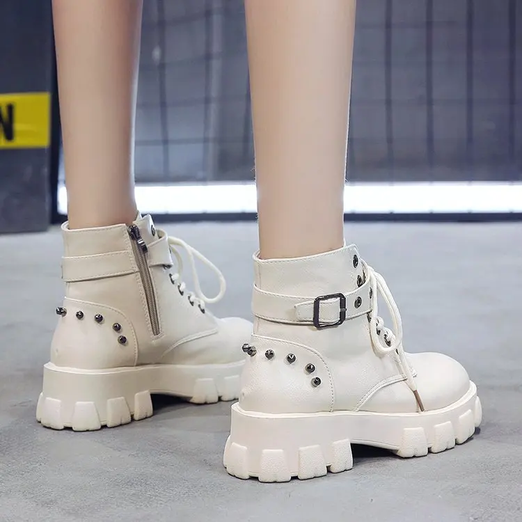 Женские ботинки 2019 г. Модные зимние с заклепками женская обувь женские ботильоны
