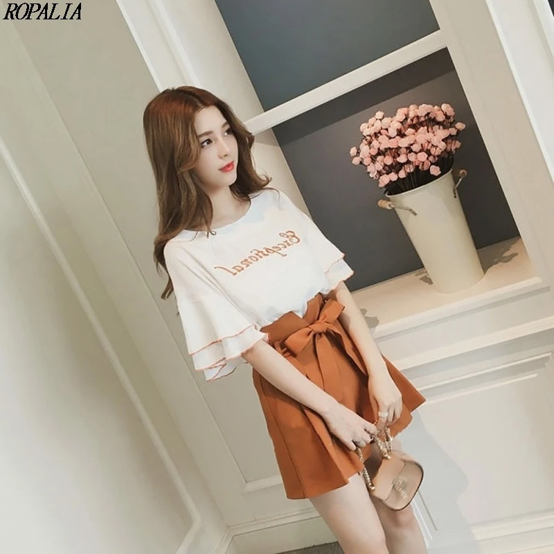 

2 Piece Set Women O-Neck Letter Print Short Petal Sleeve Top And Shorts Sets Sweet Elastic Waist+Drawstring Fashion