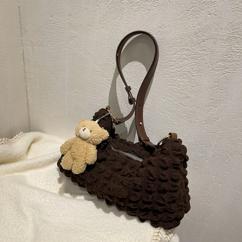 

Leisure Large Capacity Bag Female 2021 New Fashion One Shoulder Armpit Bag Autumn Winter Simple Texture Commuter Tote Bag