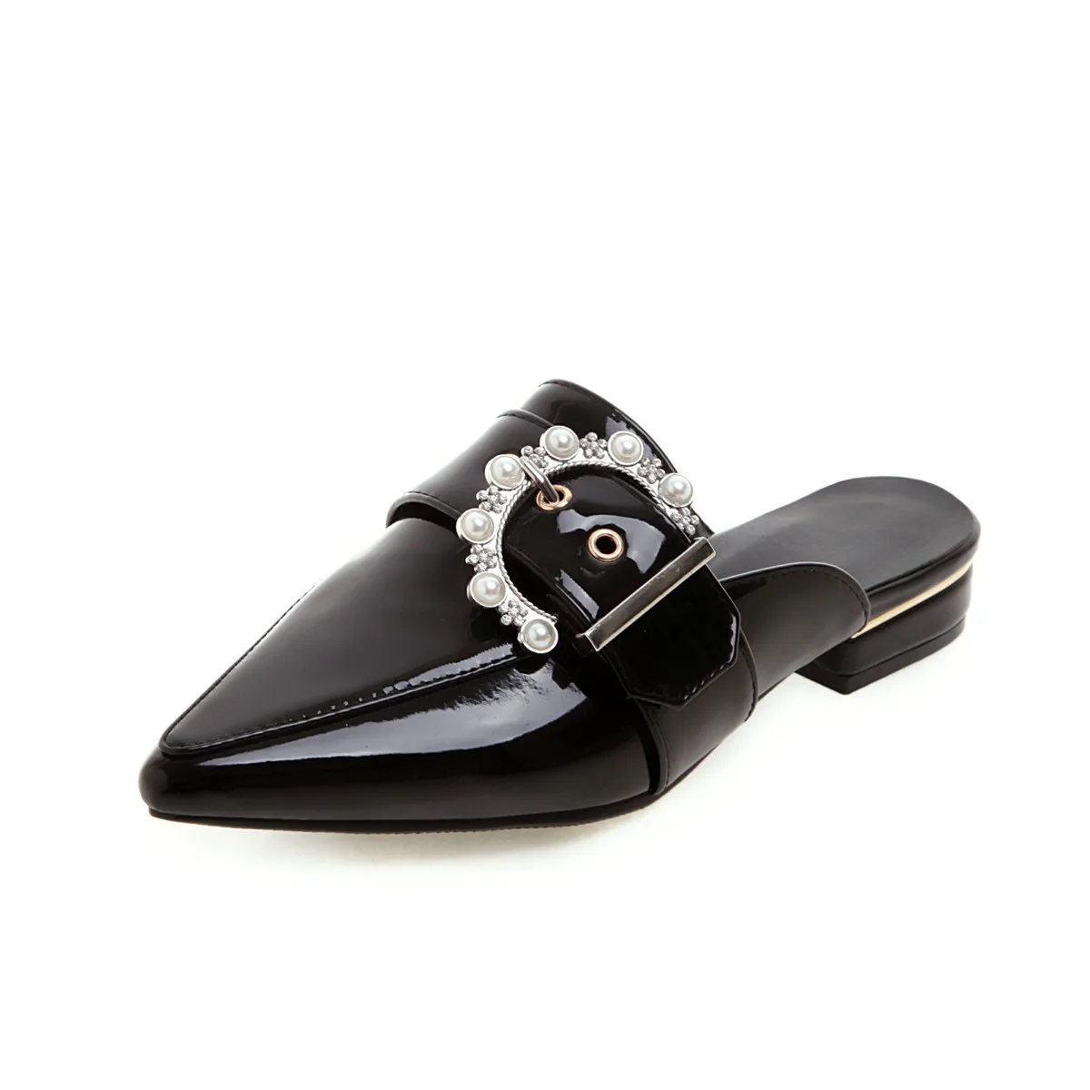 

Low Sandals Woman Leather Female Shoe Large Size 2021 Summer Low-heeled Girls Pearl Pointed Beige Fashion Big Comfort PU Scandal