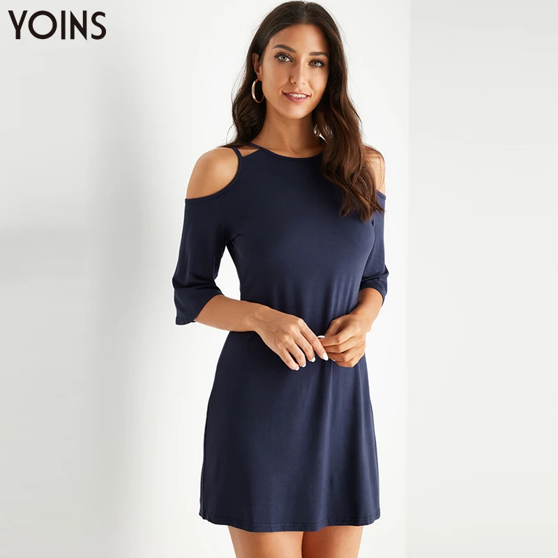 Женское мини платье с открытыми плечами YOINS однотонное элегантное