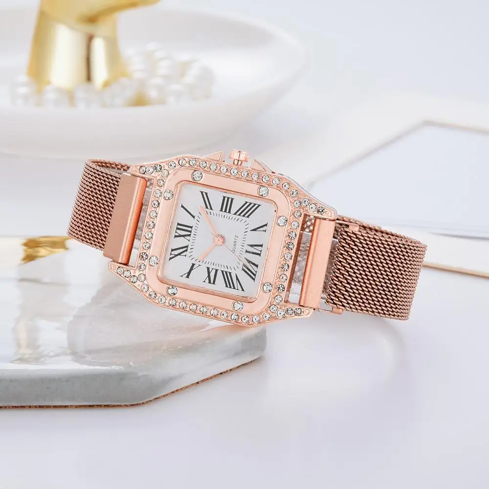 

2021 European and American Fashion Fashion Women Casual Watch Luxury Analog Quartz Wristwatch Finger Chic Gift Popular Trend