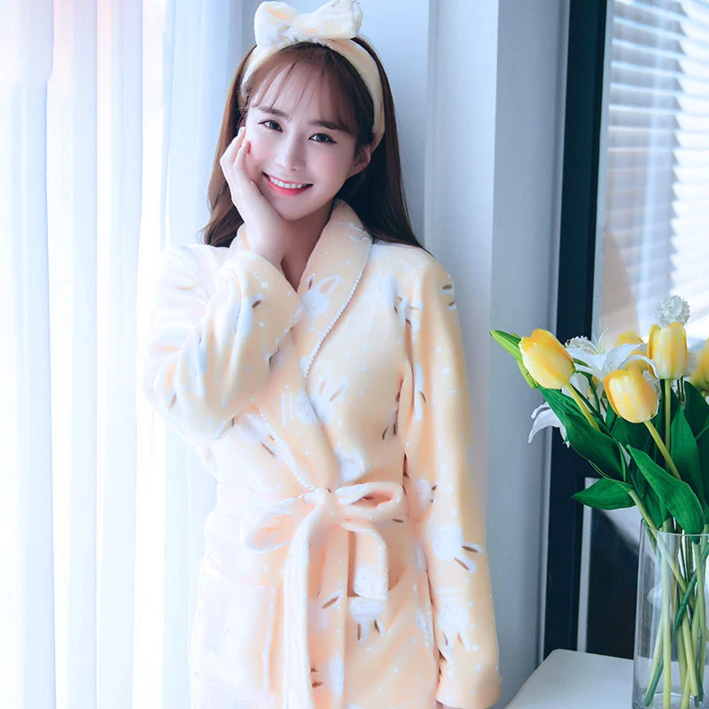 Женские халаты, большие размеры, фланелевые, корейские, Kawaii, с длинным рукавом, толстые, теплые, для сна, мягкий халат, для женщин, простой, высокое качество - Цвет: 1