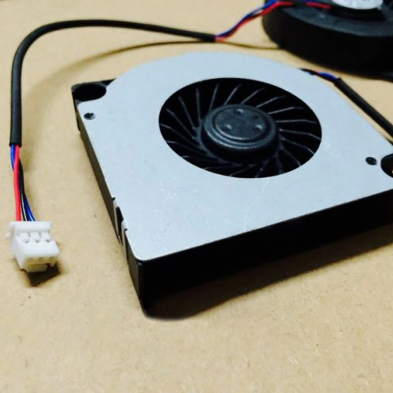 

Сменный охлаждающий вентилятор KDB04112HB, постоянный ток 12 В, 0,07 А, 6 см, охлаждающий вентилятор для Haier, Samsung, TCL, запчасти для ремонта ТВ