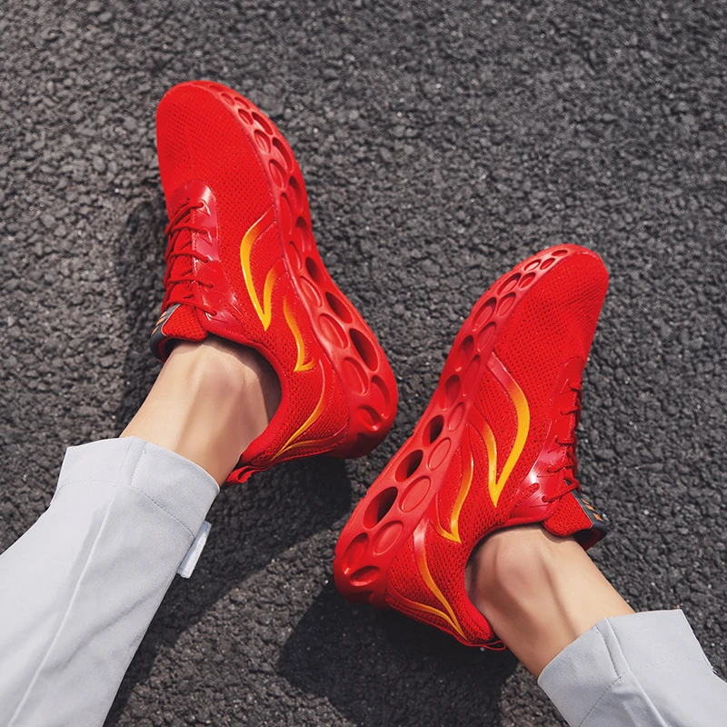 Осенняя обувь мужские кроссовки Повседневная для тренировок на улице платформе