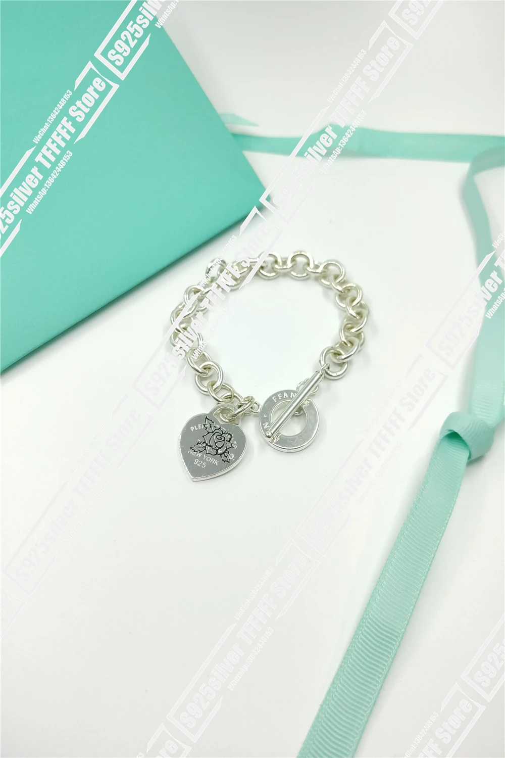 

Love Pendant rose o bracelet, a symbol of men and women's fashion! The first choice of holiday gifts