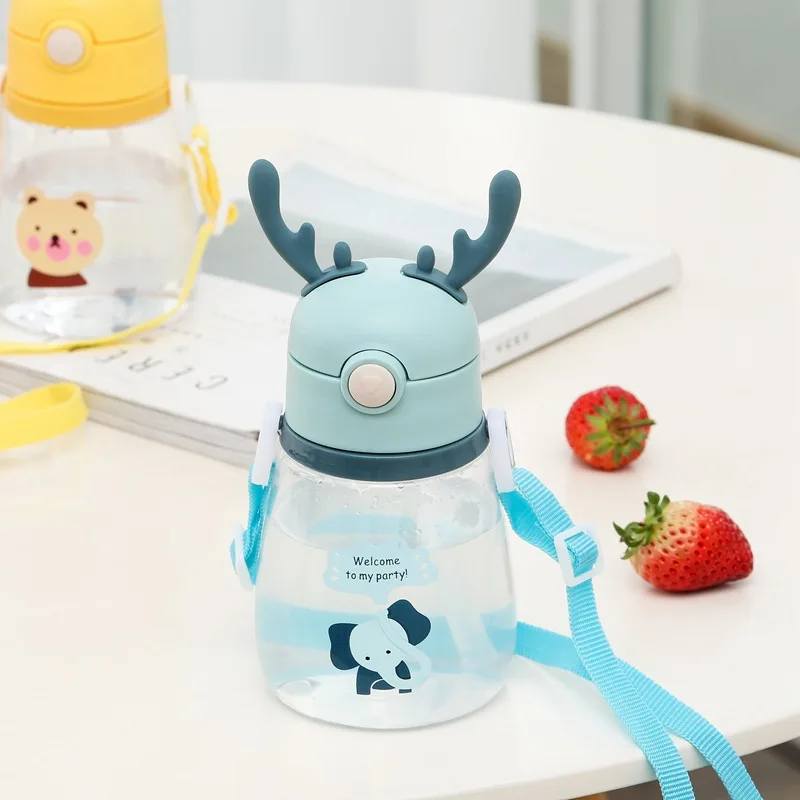 С изображениями героев мультфильмов Рождественская тематика детская соломенная