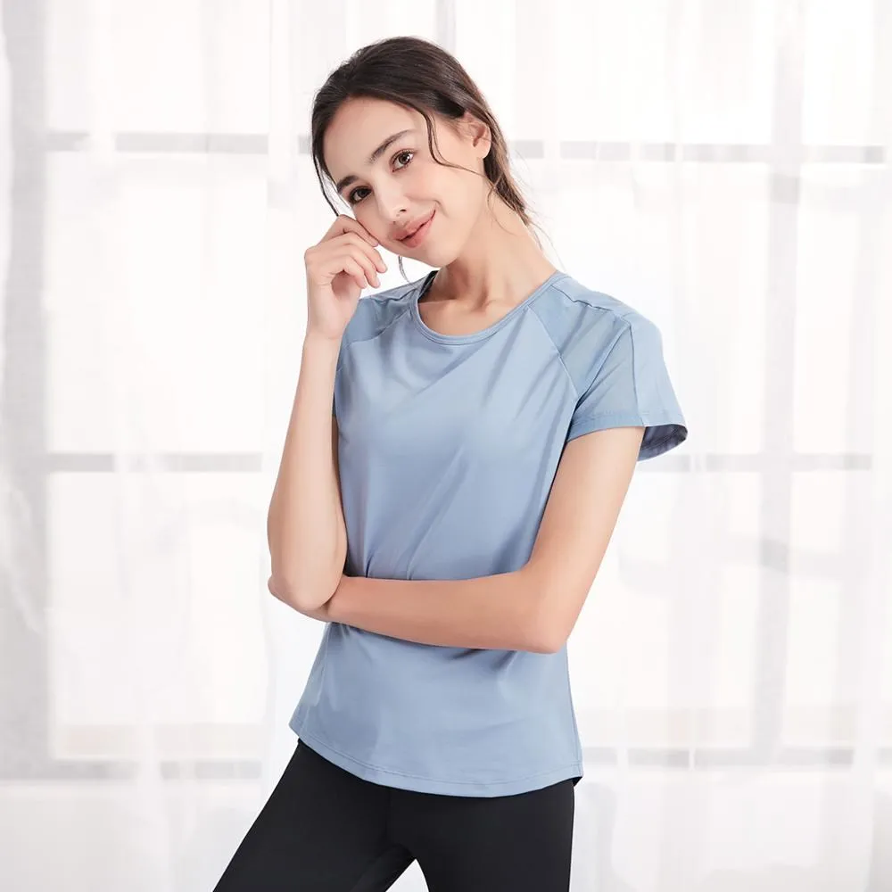 2022 Summer New Breathable Mesh Short Sleeve Loose Exercise Running Tops Gym Workout Top Sport T-shirts Women Yoga Fitness Shirt
