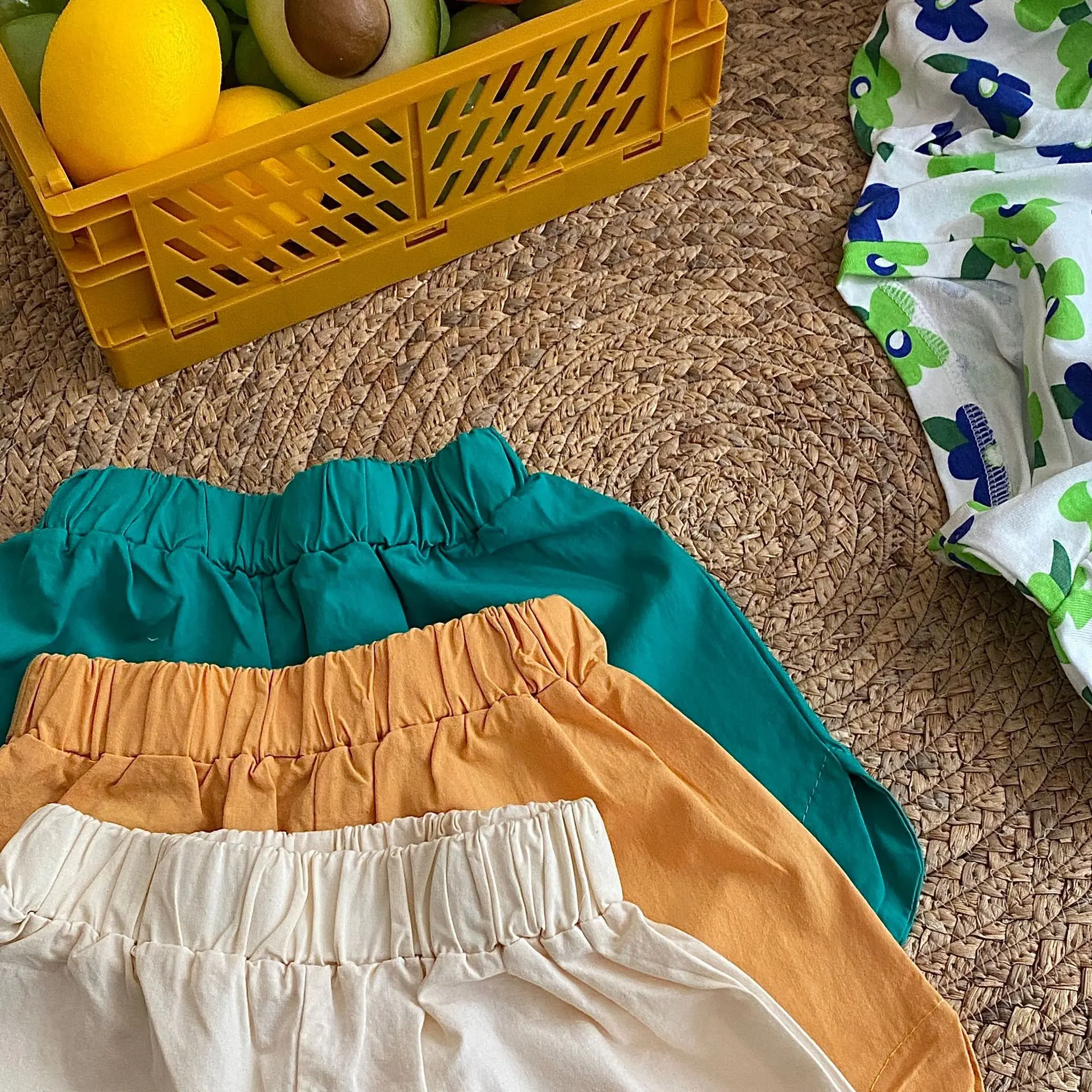 

Girl Casual Shorts 2021 New Summer Kids Baby Solid Color Pants Korean Fashion Children Elastic Waist Cotton Clothing