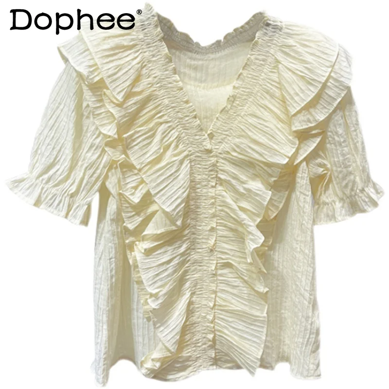 

Shirts & Blouses