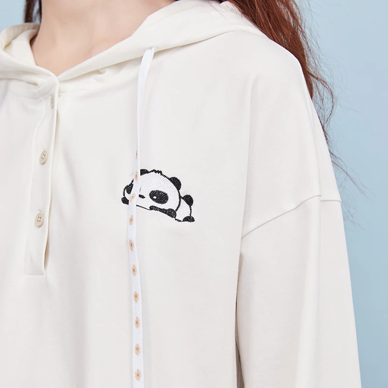 

ARTKA 2020 Autumn New Women Dress Fashion Cute Panda Embroidery Hooded Dress Adjustable Waist Casual White Long Dresses ZA25004Q