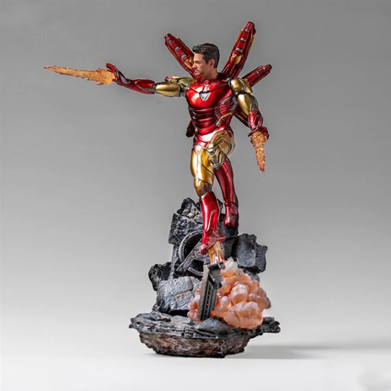 Экшн-фигурка из м/ф мстители 22 см