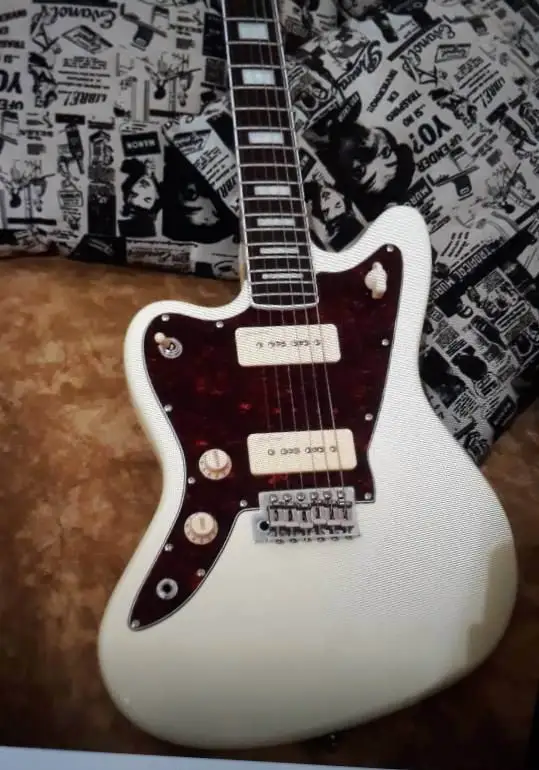 Электрическая гитара для левой руки в lvory | Спорт и развлечения