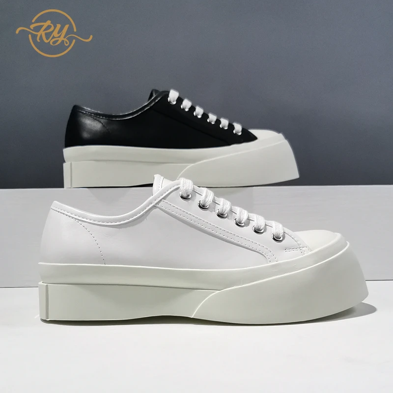 Женские легкие туфли из натуральной кожи Белые Повседневные на толстой подошве в