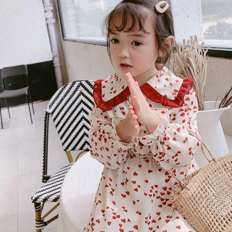 Осеннее платье для девочек Повседневное с длинными рукавами и принтом сердца