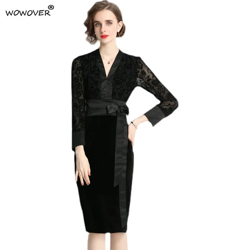 

Autumn Winter Woman Clothes 2021 New Designers Lady Elegant Long Sleeve V Neck Lace Patchwork Midi Velvet Dress Sexy Party Robe