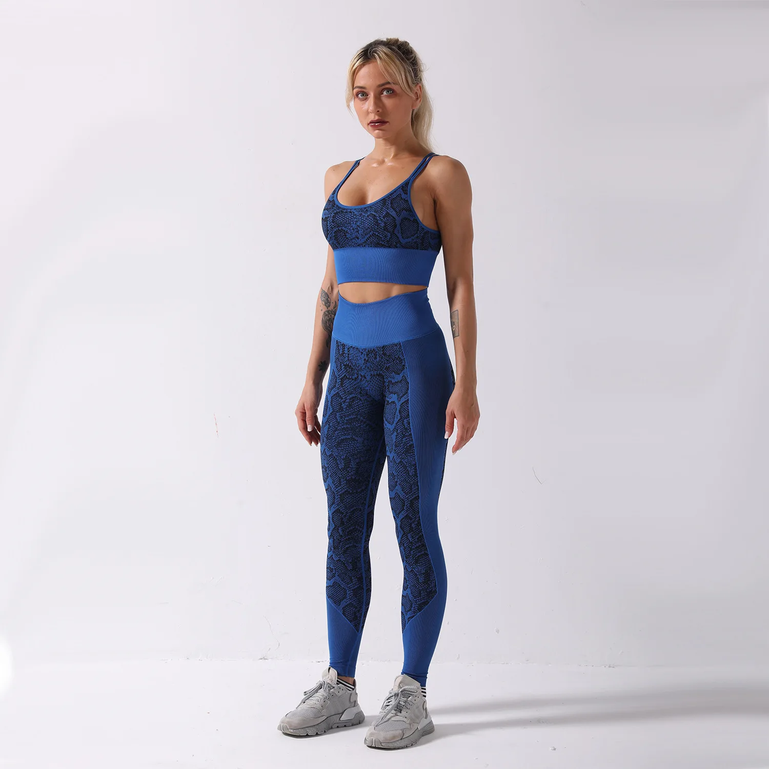 

Sport Set Women Gym Clothing Summer Clothes for Girls High Waist Sportswear Snake Print Yoga Suit Ladies Gymwear Two Piece Match