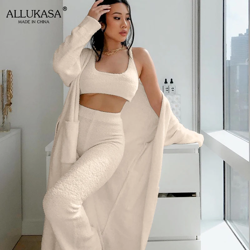 

Sportswear ladies knitted two-piece autumn plush tight-fitting short top + leggings casual and comfortable jogging home suit