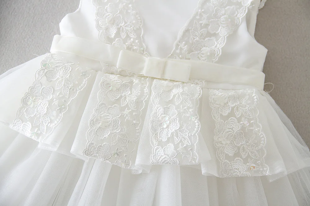 Элегантные платья для маленьких девочек белые кружевные без рукавов с большим