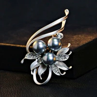 luxury elegant big rainbow pearl leaf flower brooches silver color rhinestone alloy plant brooch lady party pins birthday gifts