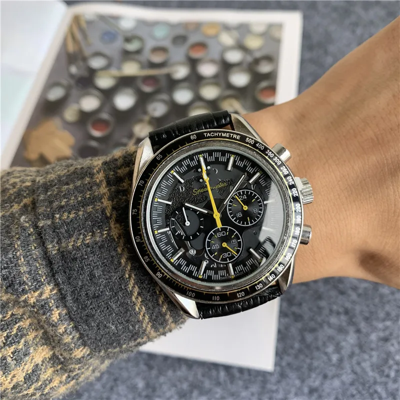 

Fashionable young men's high grade business wristwatch waterproof wristwatch high grade wristwatch