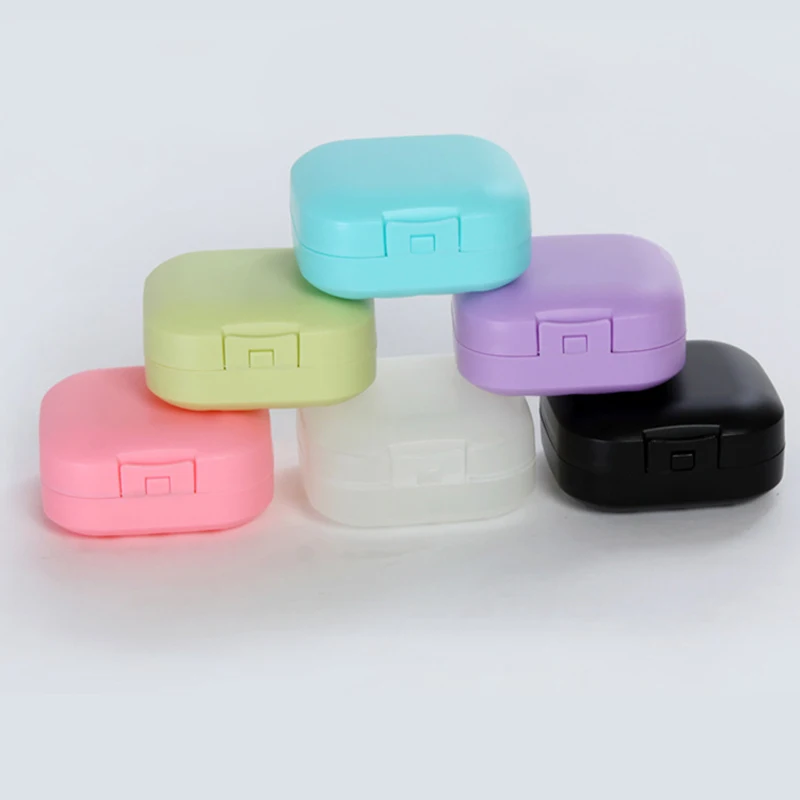 

1PCS Candy Color Portable Soap Plastic Holder Travel Supplies Square Bathroom Accessories Storage Container Dish Travel Case