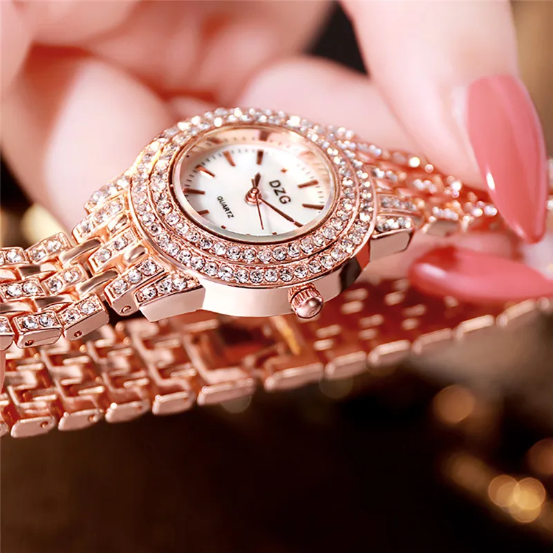 Роскошные женские часы со стальным ремешком кварцевые бриллиантовые точные