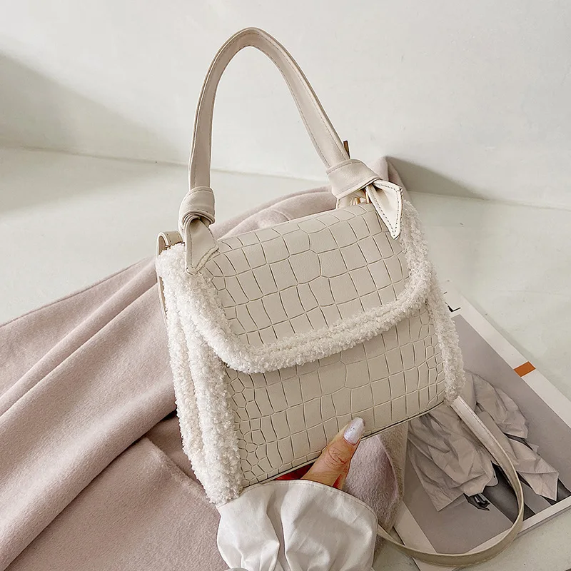 

Winter 2021Crocodile pattern shoulder bag fashion small square bag new all match crossbody handbag High quality designer bag