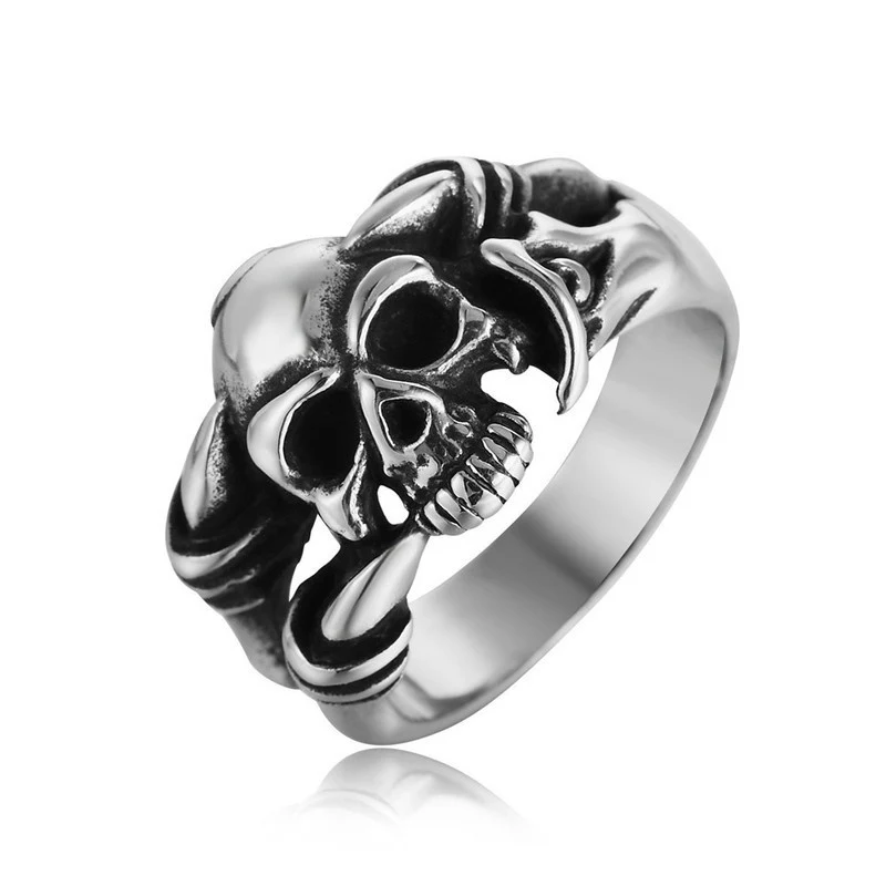 

European and American Fashion The New Creative Skull Men's Rings Retro fashion personality punk hip hop rings Jewelry wholesale