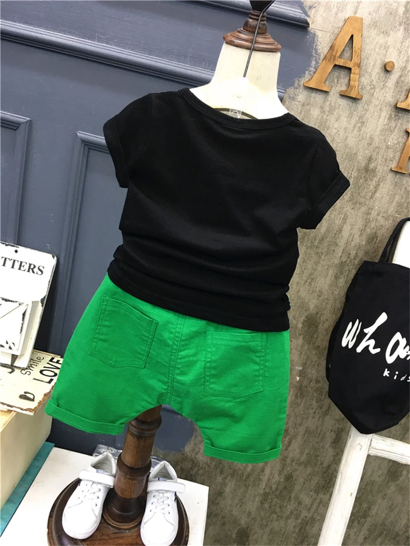 Летние Детские комплекты одежды для мальчиков и девочек Детская футболка с