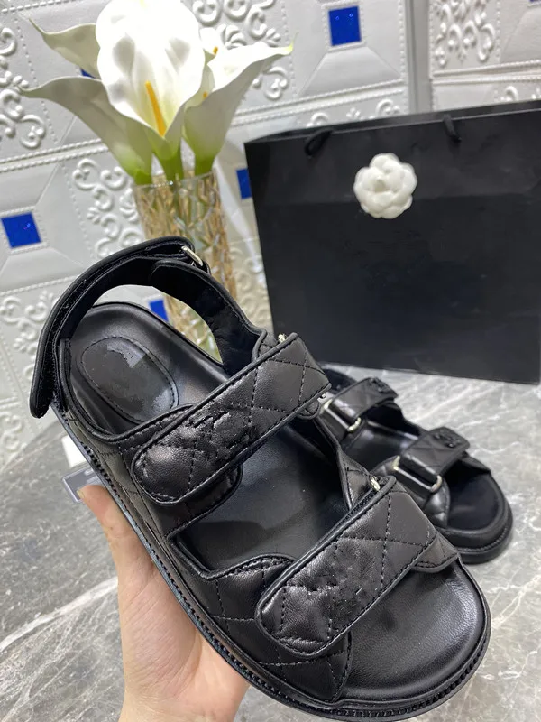 

Beach Sandals Women Open Toe Genuine Leather Lady Shoes Hook Loop Flats Pure Color Chaussures Femmes Zapatos Mujer