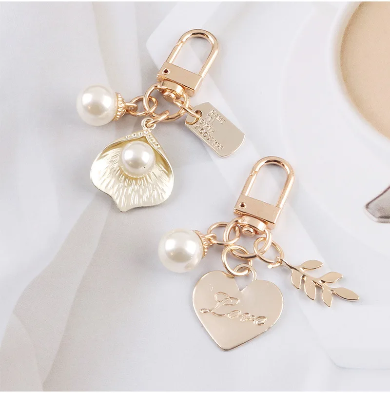 

For AirPods Keychain Pendant Cute Wireless Bluetooth Earphone Cover keyring Accessories for air tags Keychain