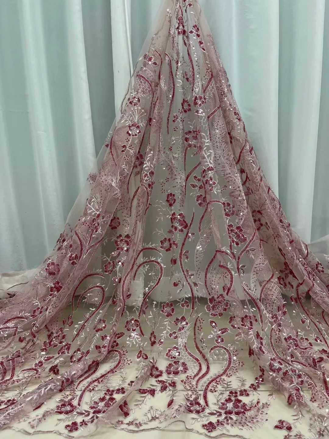 

New Arrival African Sequins Lace Fabric 2021 High Quality Luxury Mesh Lace Embroidery French Tulle Lace For Nigerian Party Dress