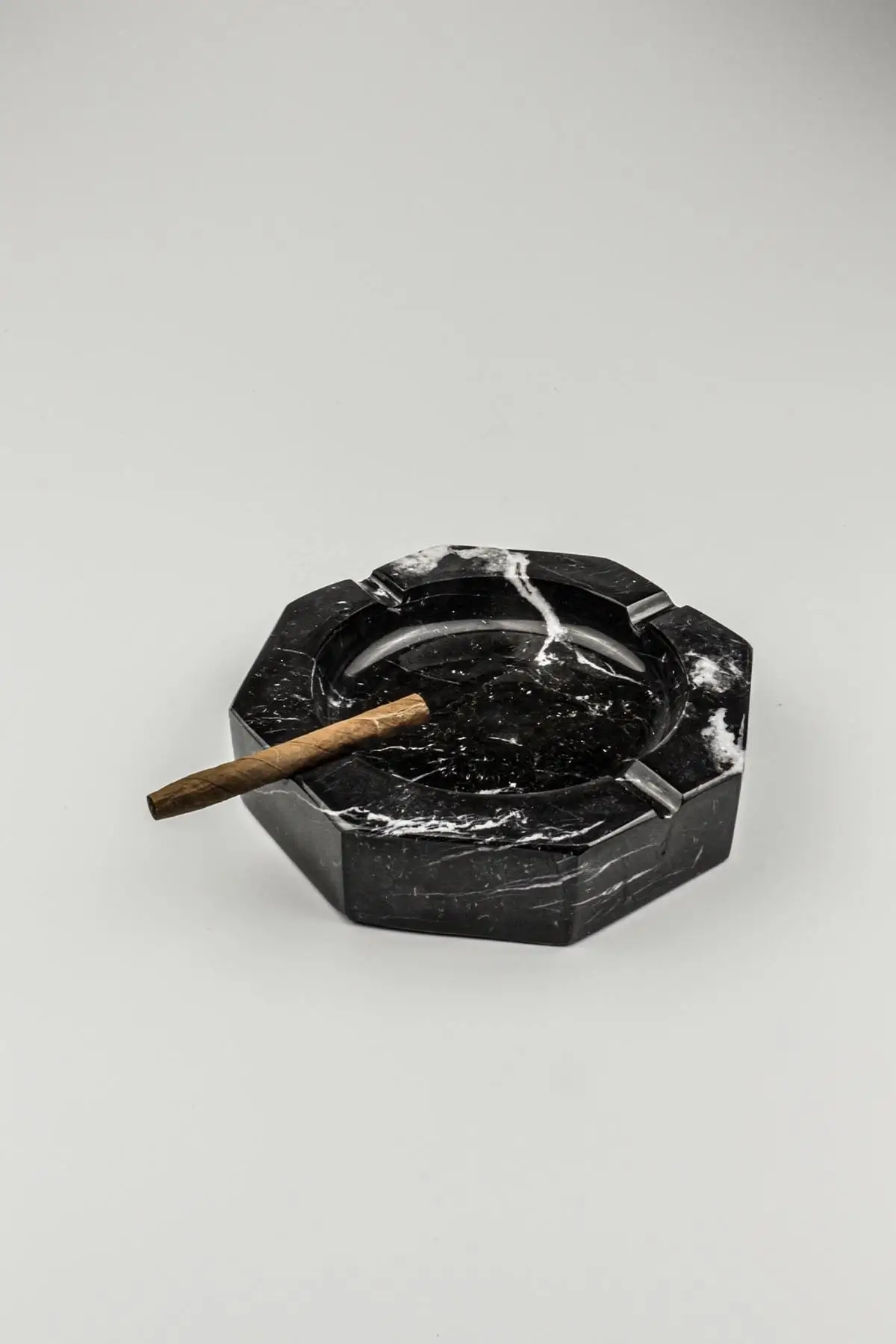 

Black natural marble ashtray 100% marble