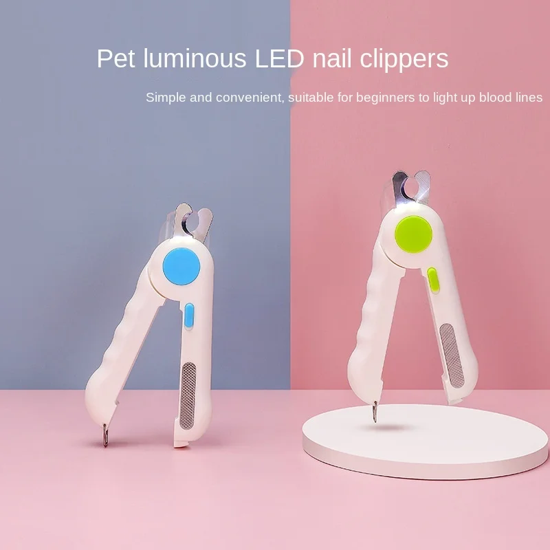

Pet cleaning supplies with LED light anti-blood position cat nail clippers dog nail clippers nail clippers