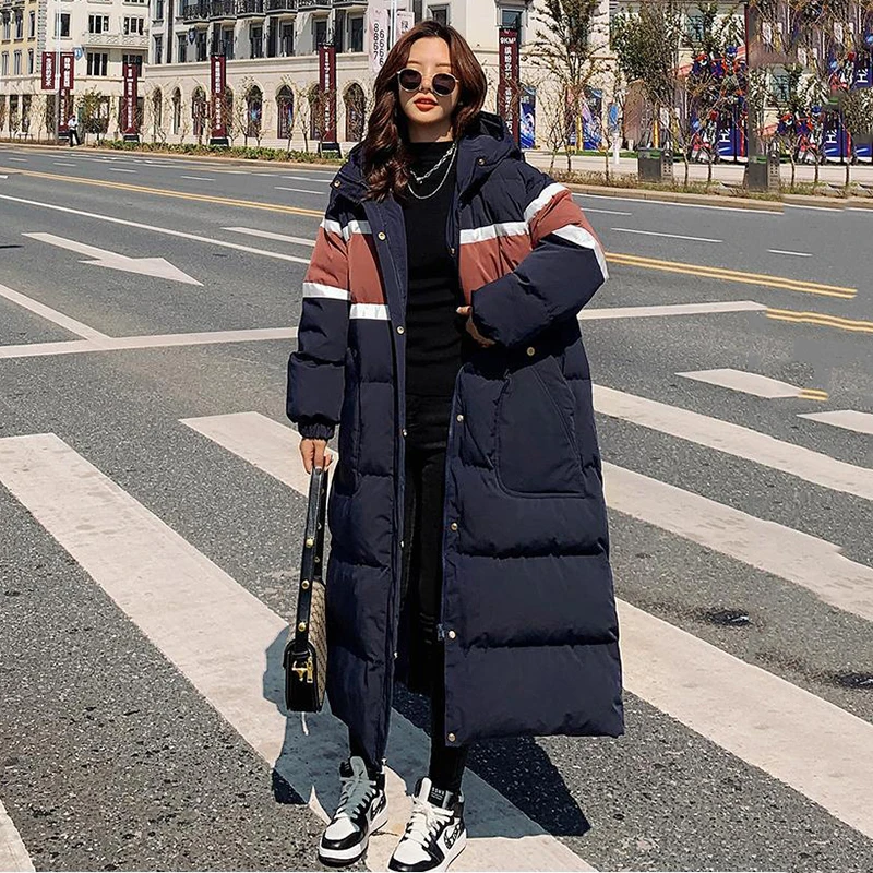 

Женский длинный пуховик на белом утином пуху, с капюшоном