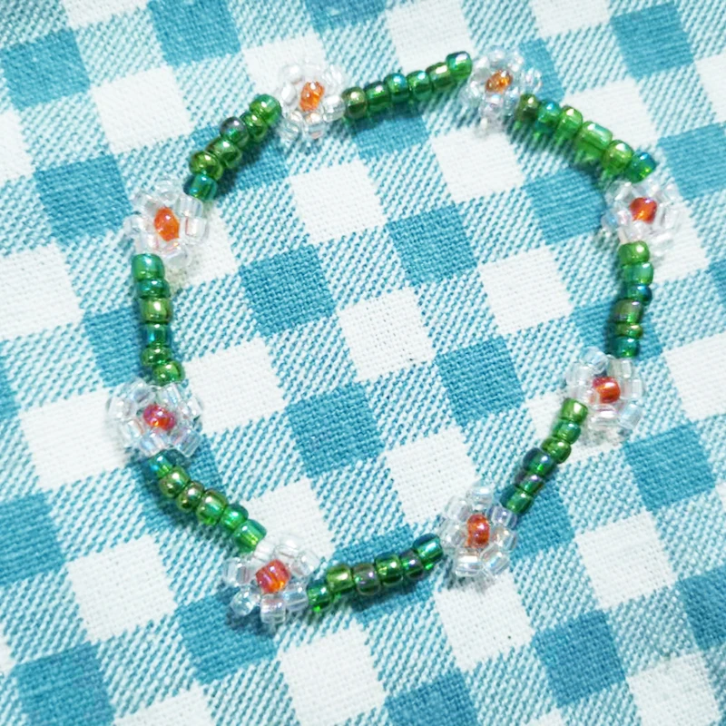 

K-POP G-Dragon White Transparent Acrylic Beads Letter Bracelet VIP Fans Collection Accessories